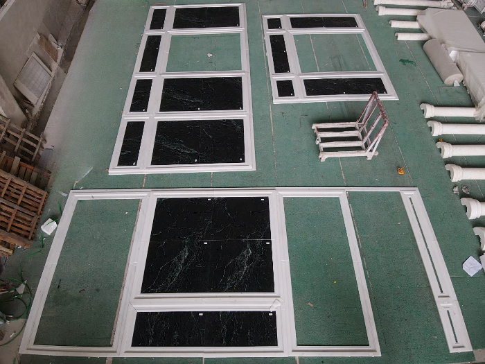 Chinese Pure White and Medium Green marble feature walls in a dining room